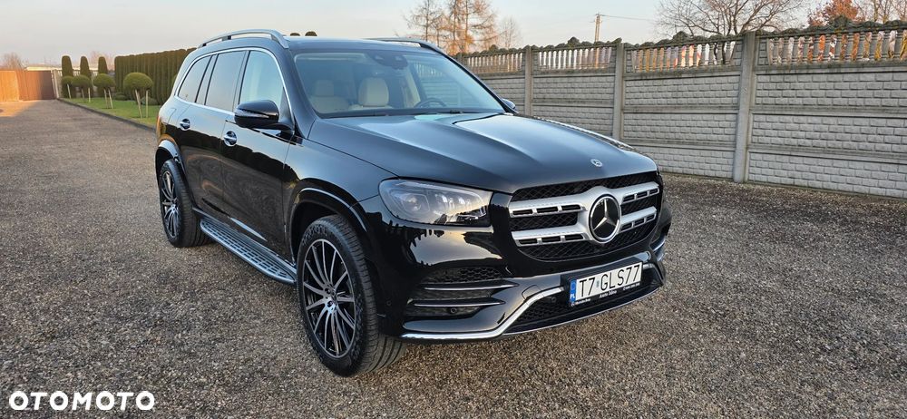 Mercedes-Benz GLS - 11