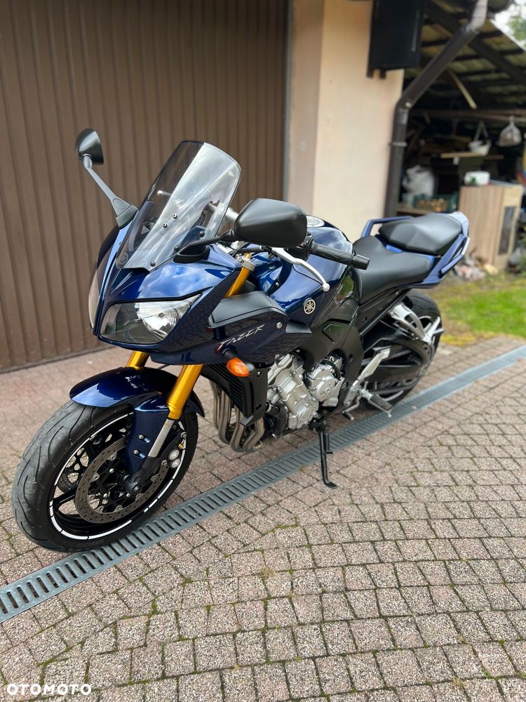 Yamaha FZ - 4