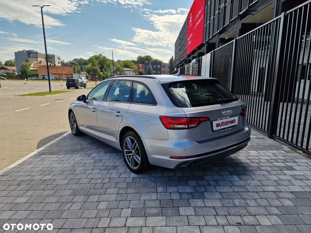 Audi A4 Avant 2.0 TDI S tronic - 34
