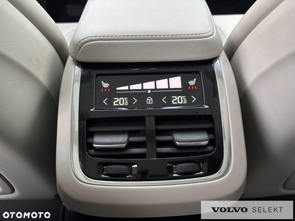 Volvo XC 60 - 23