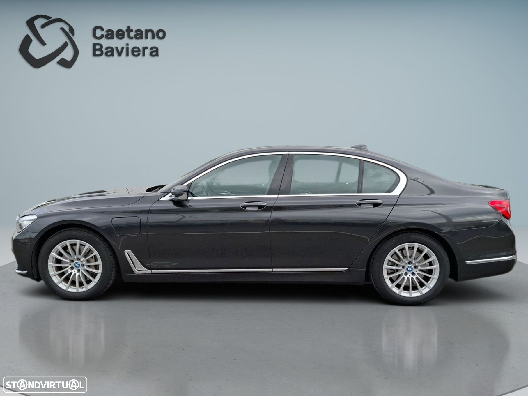 BMW 740 e iPerformance - 5