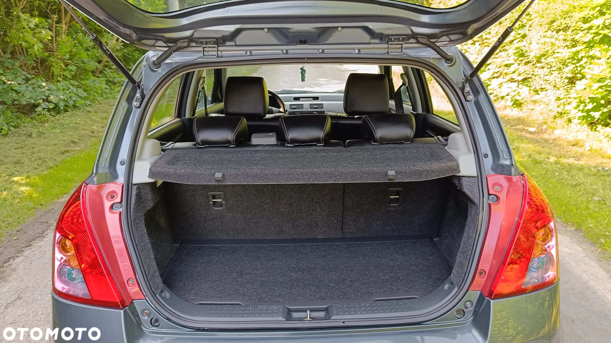 Suzuki Swift - 11