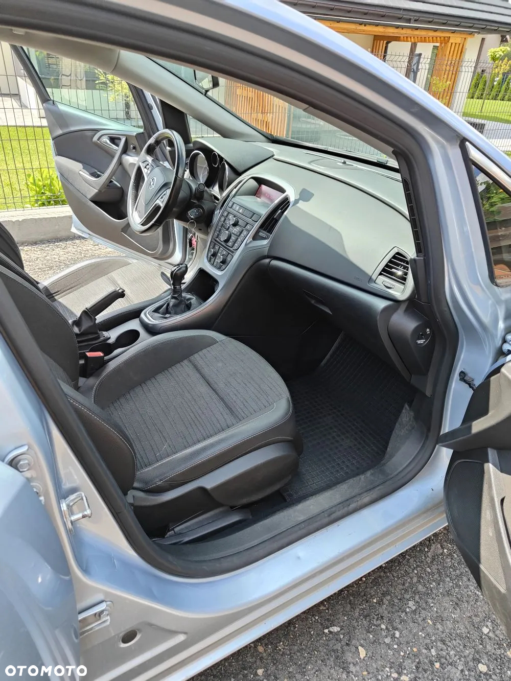 Opel Astra IV 1.4 T Business EU6 - 8