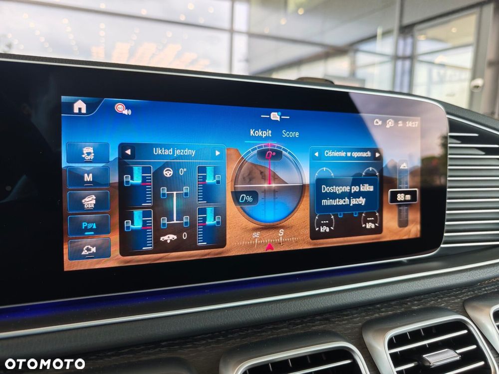 Mercedes-Benz GLS - 25