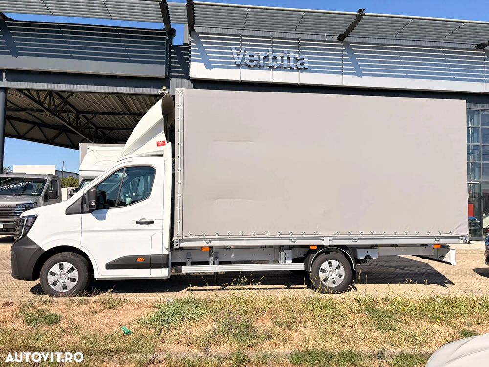Nissan Interstar - 8