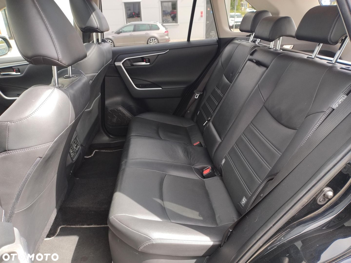 Toyota RAV4 - 14