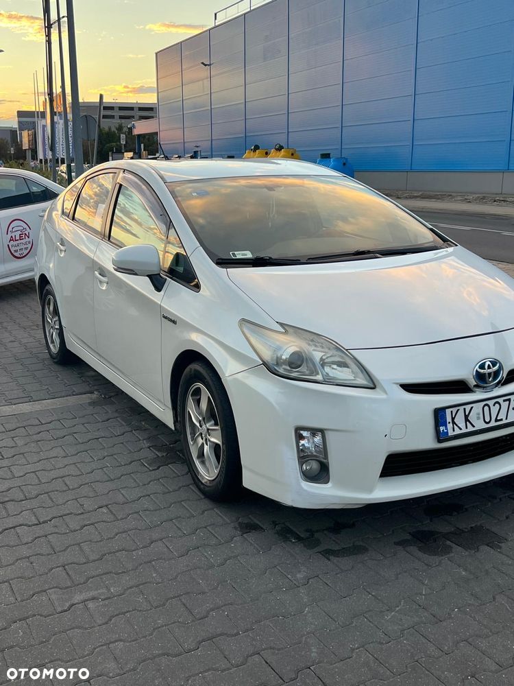 Toyota Prius - 2