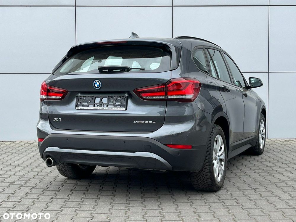 BMW X1 xDrive25e Advantage - 9
