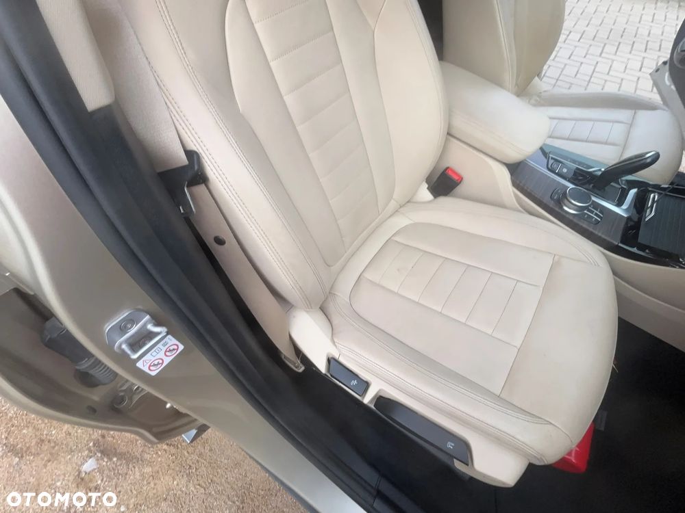 BMW X3 xDrive30i Luxury Line - 10