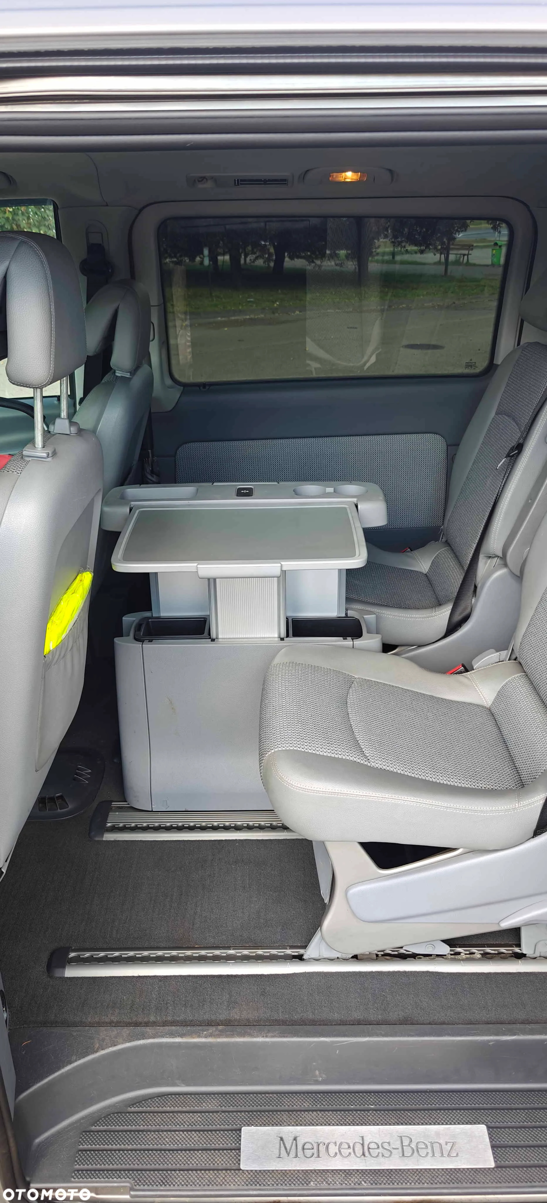 Mercedes-Benz Viano - 10