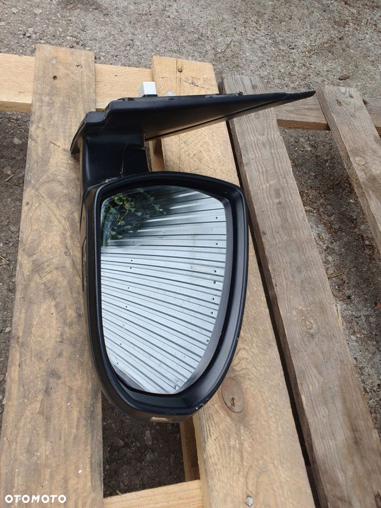 HYUNDAI TUCSON III LUSTERKO PRAWE 8 PIN 87620-D7250 kolor WG3 - 4