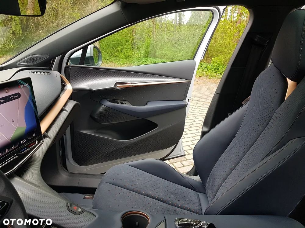 Cupra Tavascan - 18