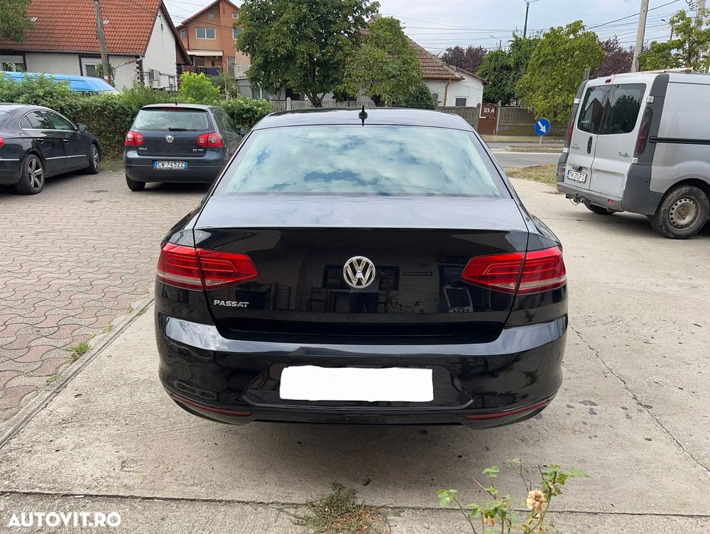 Volkswagen Passat - 9