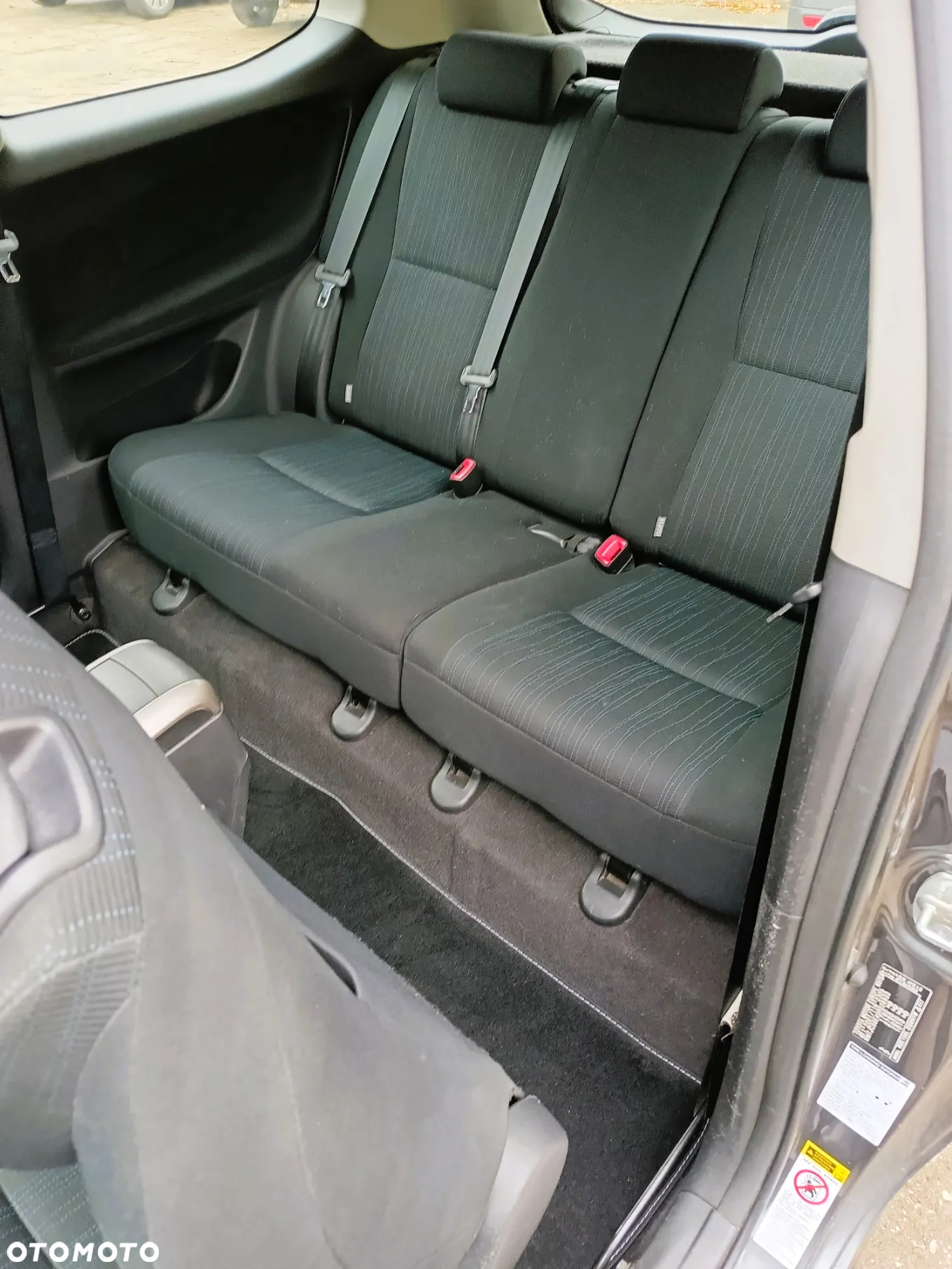 Toyota Auris 1.4 D-4D Luna - 13