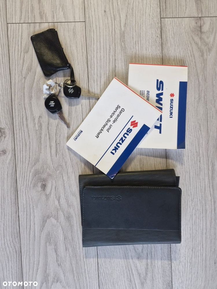 Suzuki Swift 1.3 GS / Premium 4WD - 12