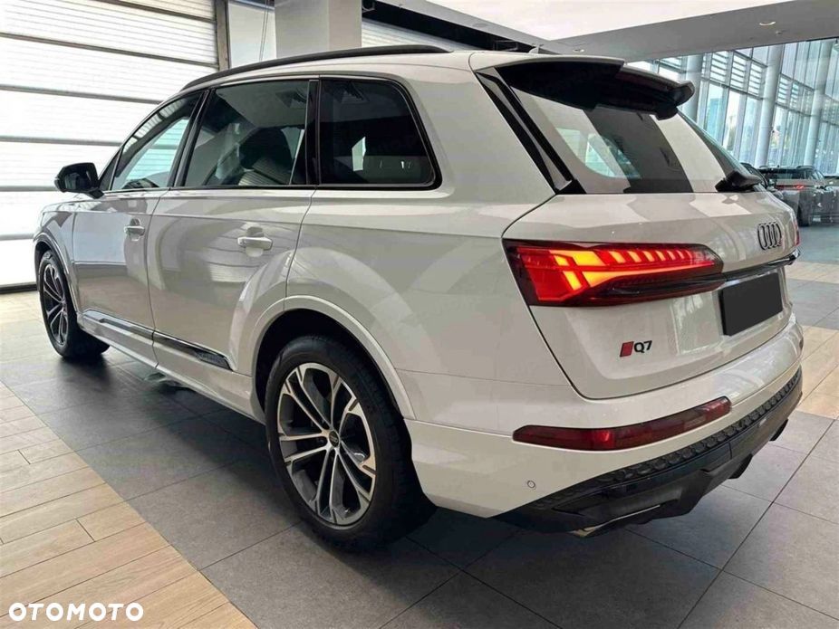 Audi Q7 2026 photo 4