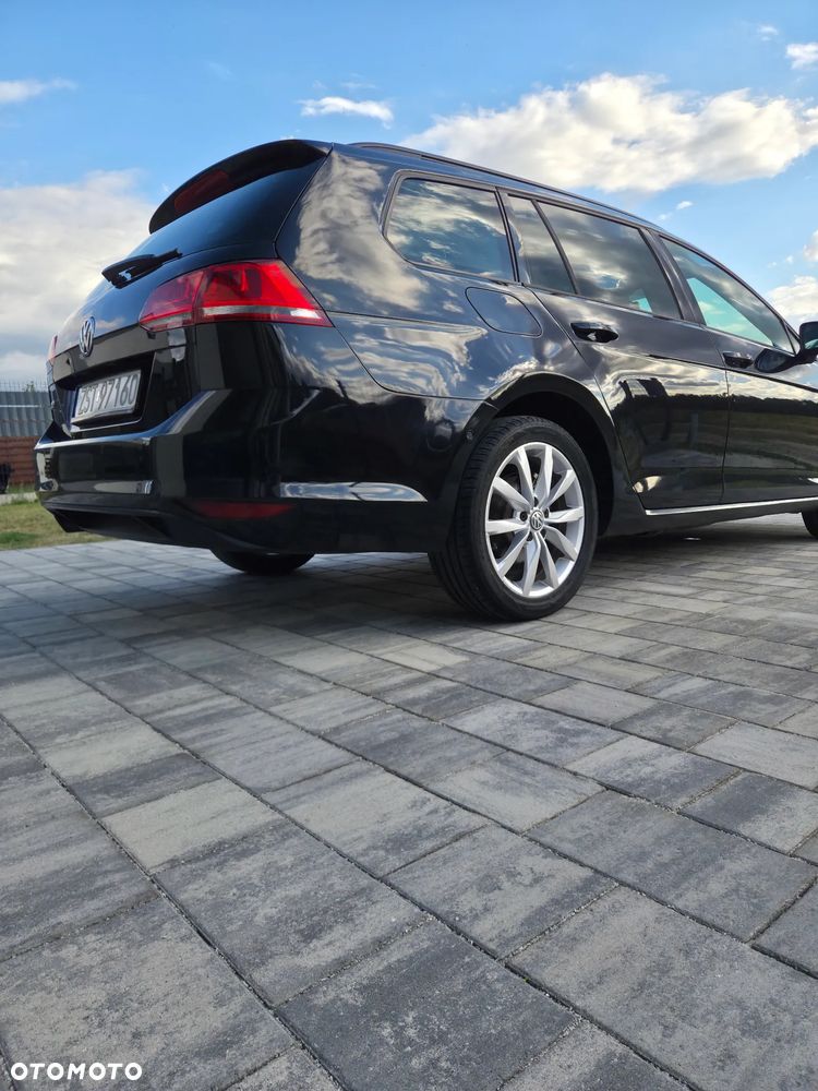 Volkswagen Golf 1.6 TDI Trendline DSG - 18