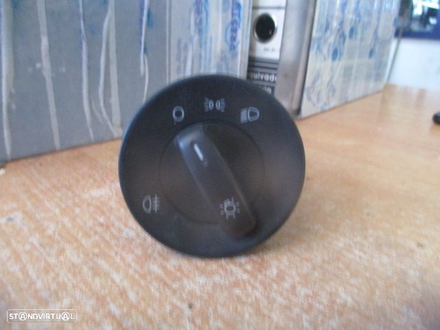 Interruptor 1Z0941431F SKODA OCTAVIA 2010 1.6 TDI 105Cv 5P BRANCO REGULADOR DE FAROIS - 1