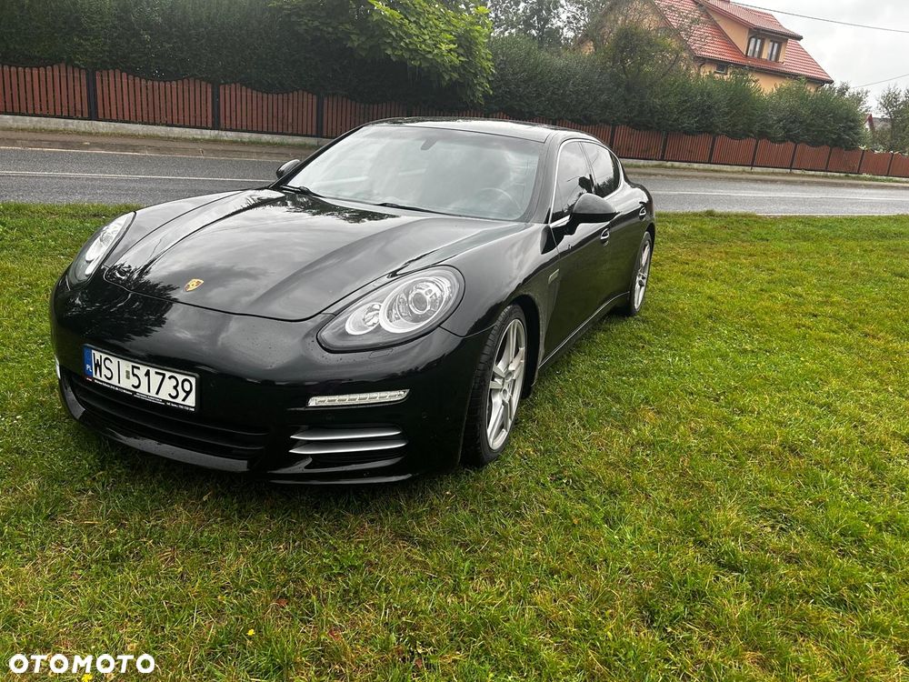 Porsche Panamera 4S Executive - 3