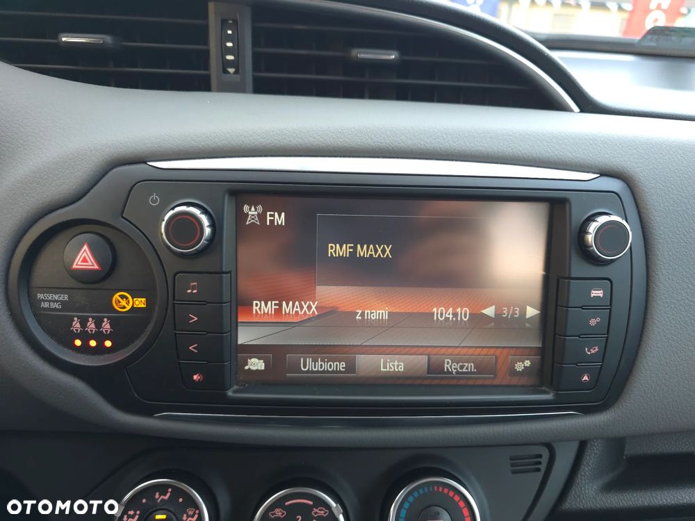 Toyota Yaris 1.33 Premium EU6 - 26