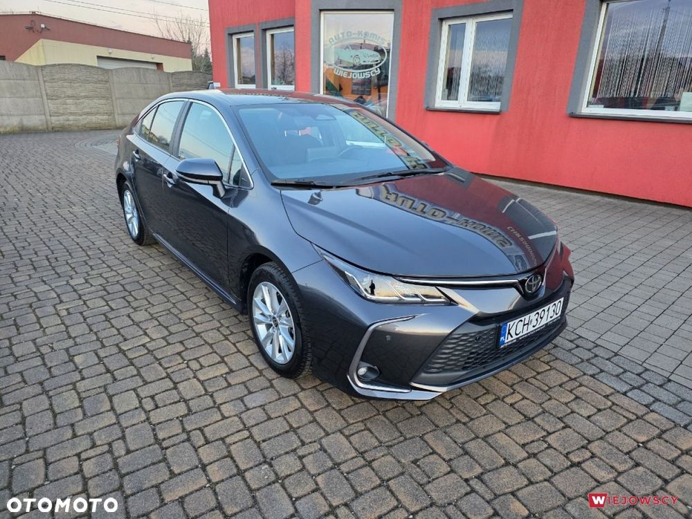 Toyota Corolla - 2