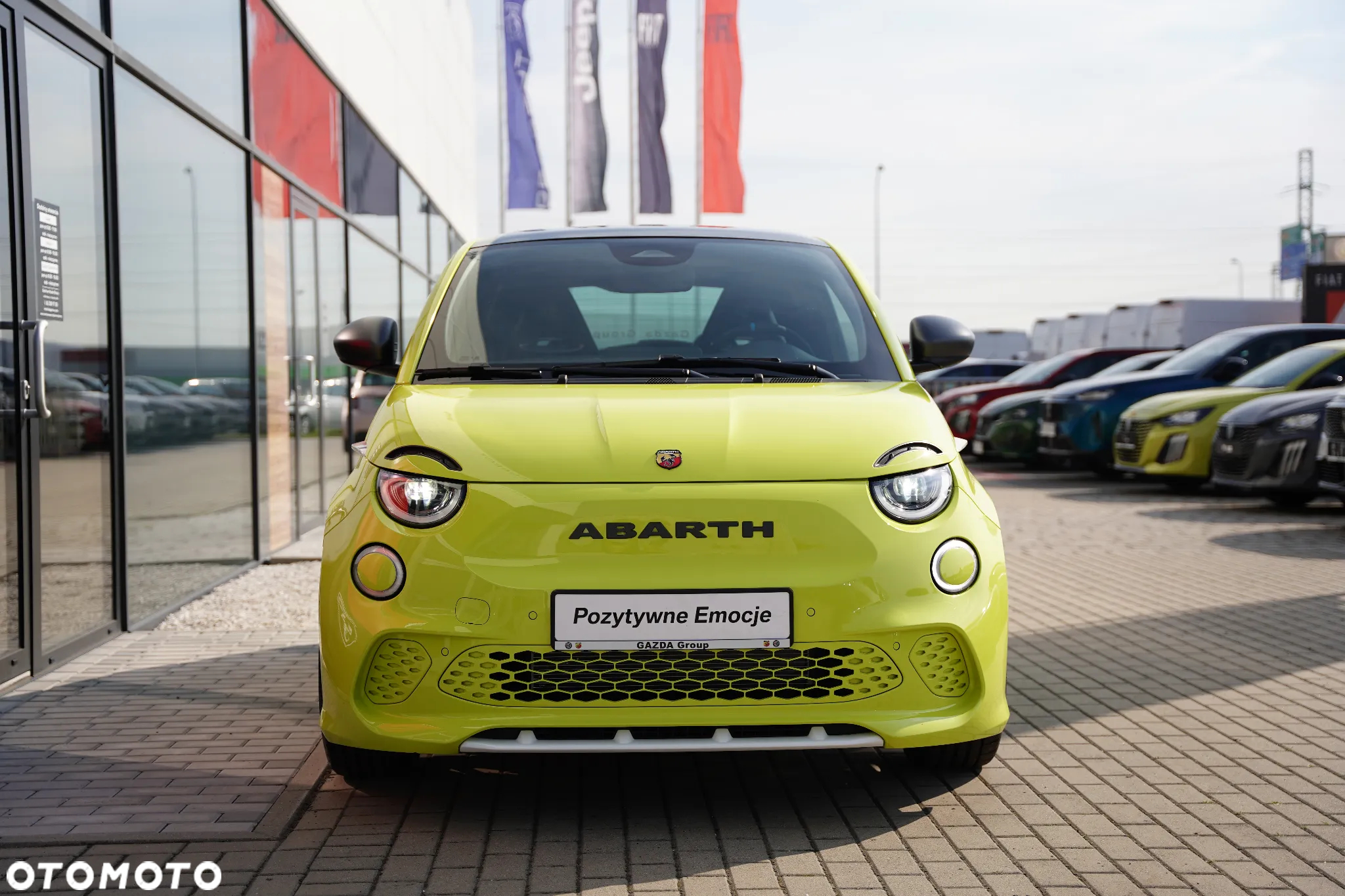 Abarth 500e - 5