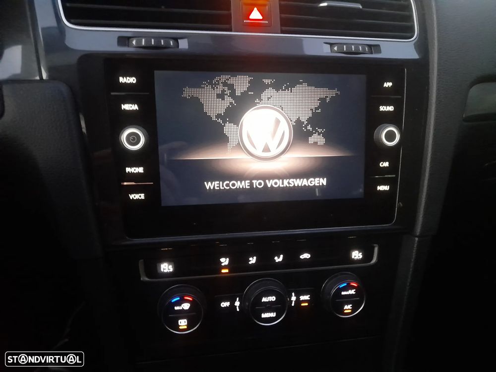 VW Golf 1.6 TDI Highline - 8