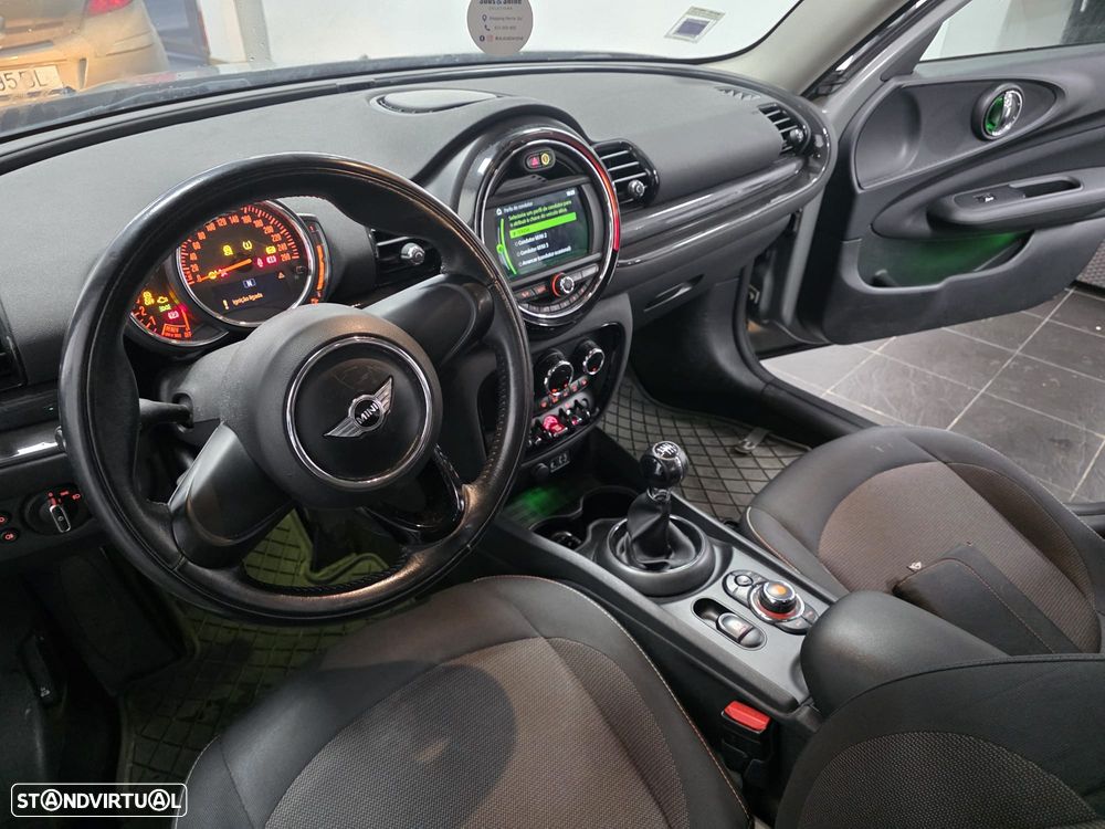 MINI Clubman One D - 8