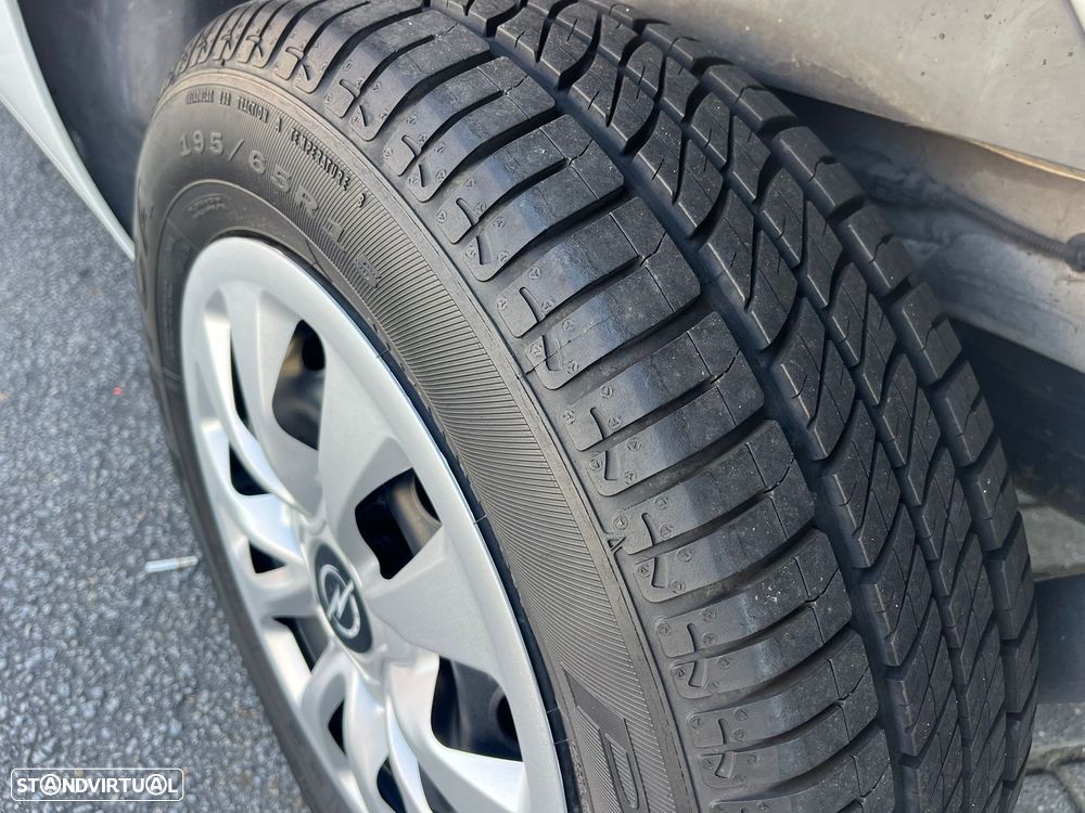 Opel Combo 1.6 CDTI  AC - 23