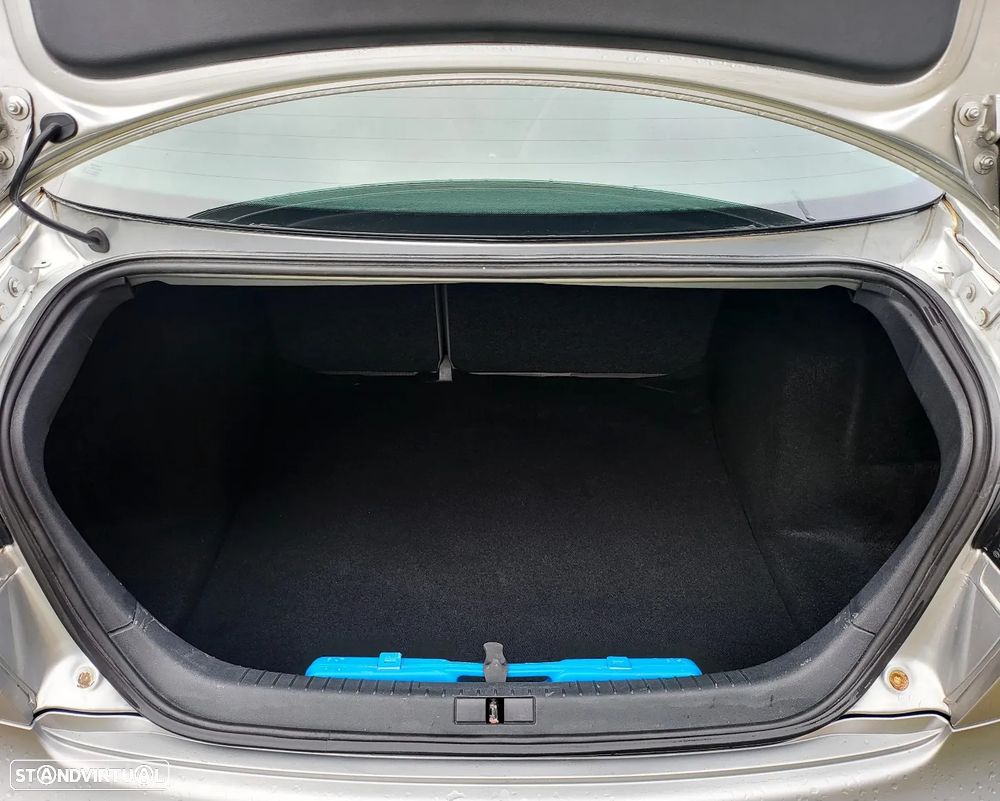 SEAT Cordoba 1.4 TDI Signo - 11