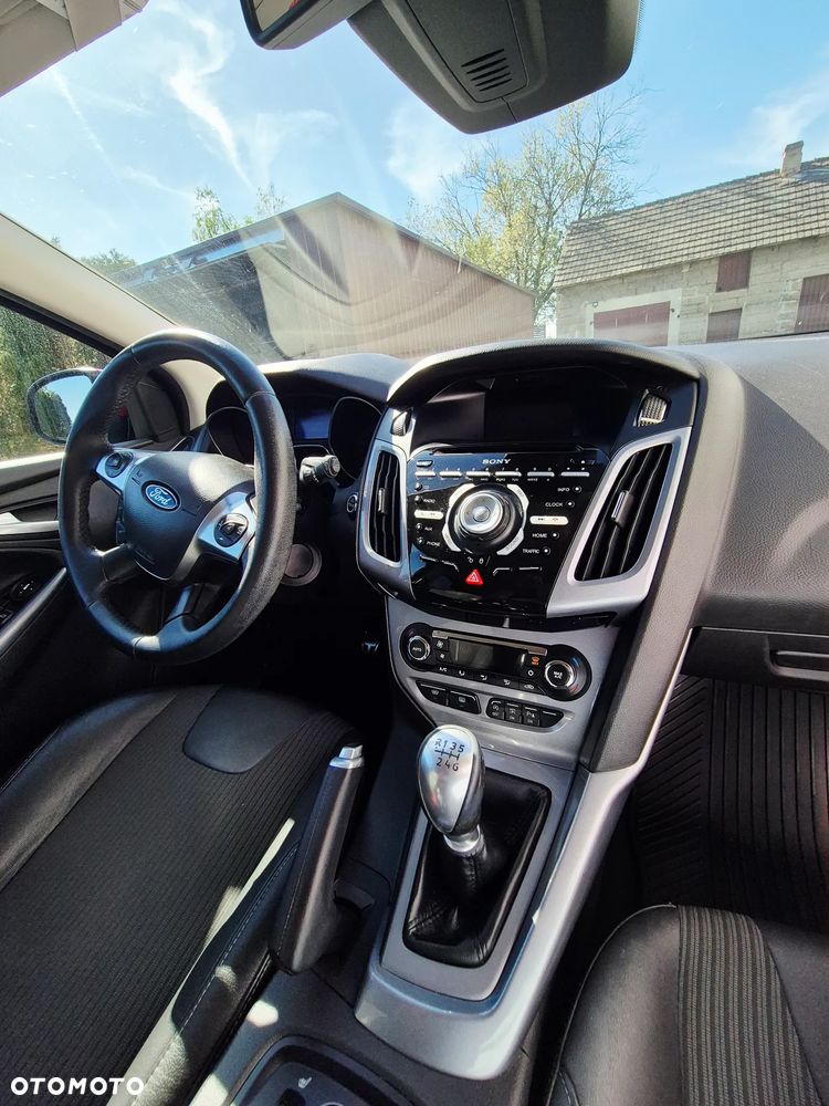 Ford Focus 1.0 EcoBoost Titanium - 19