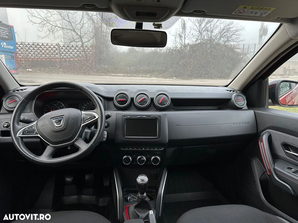 Dacia Duster 1.5 Blue dCi 4WD SL Techroad - 12