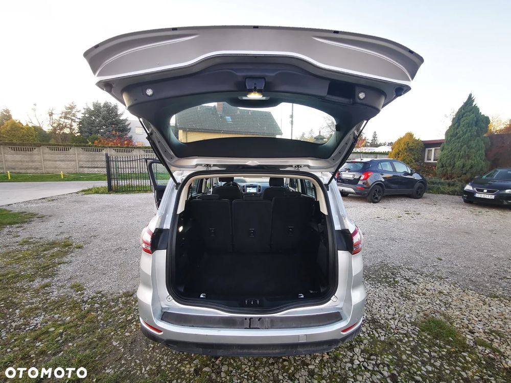 Ford S-Max 2.0 EcoBlue Titanium - 14