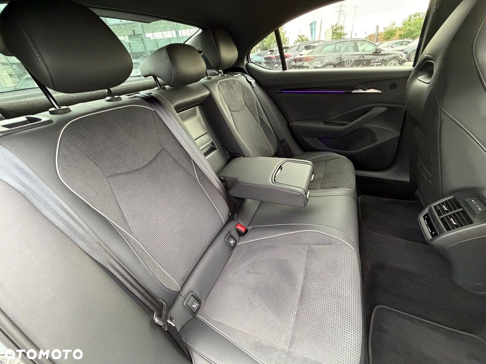 Skoda Superb 2.0 TSI Sportline DSG - 20