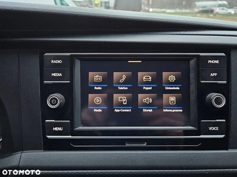 Volkswagen Transporter LONG 2.0TDI - 22