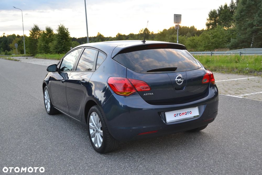 Opel Astra - 6