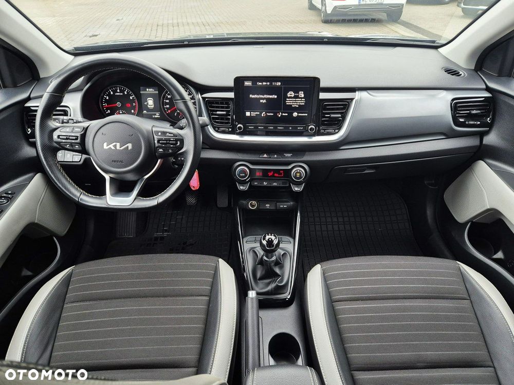Kia Stonic 1.2 L - 9