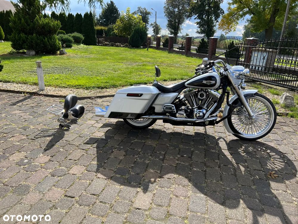 Harley-Davidson Touring Road King - 28