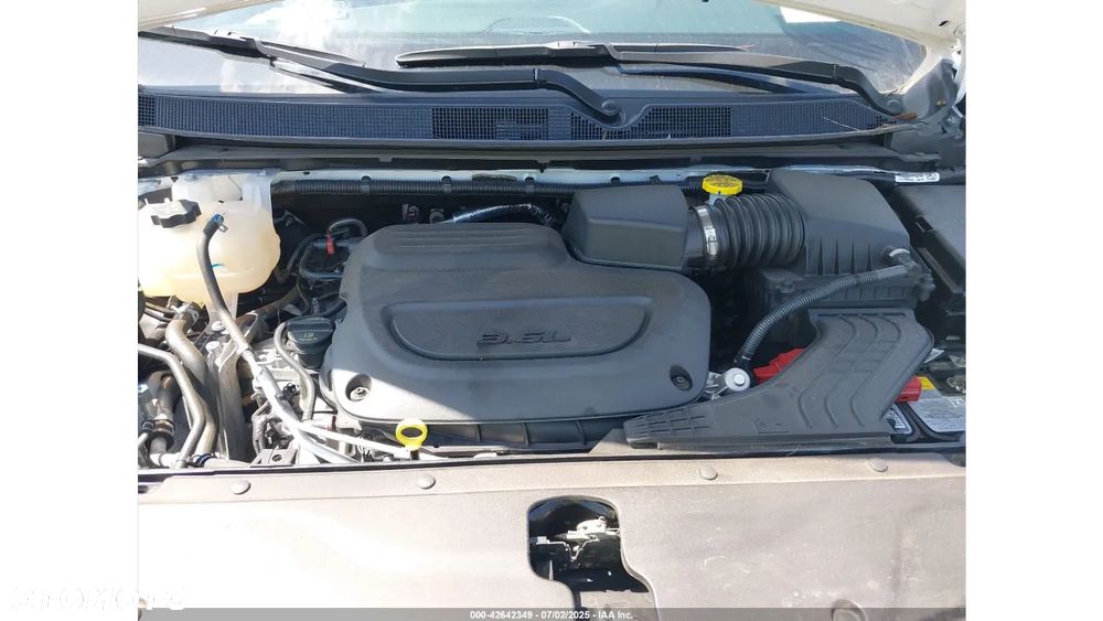 Chrysler Pacifica - 10