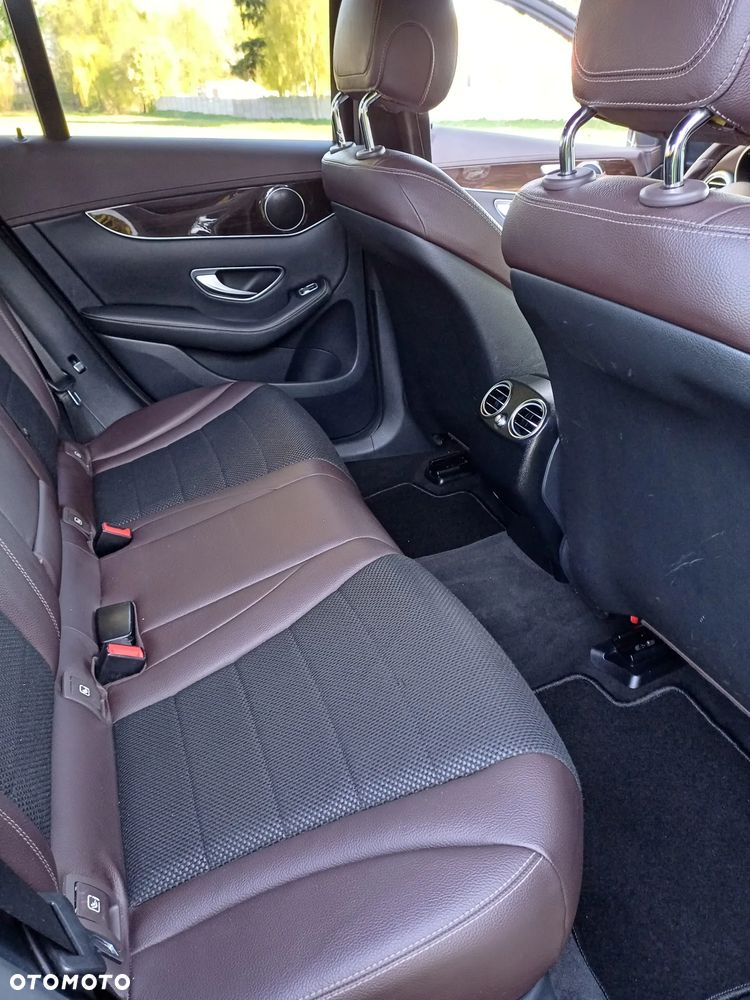 Mercedes-Benz GLC - 10