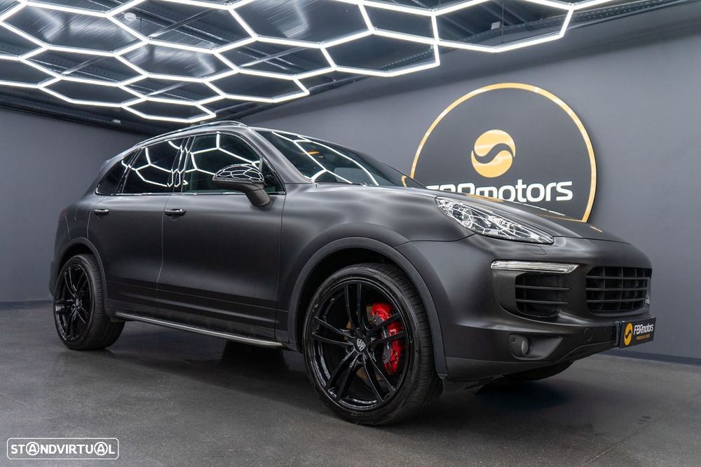 Porsche Cayenne - 10