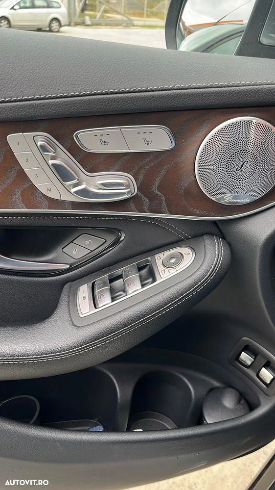 Mercedes-Benz GLC 300 4Matic 9G-TRONIC Exclusive - 10