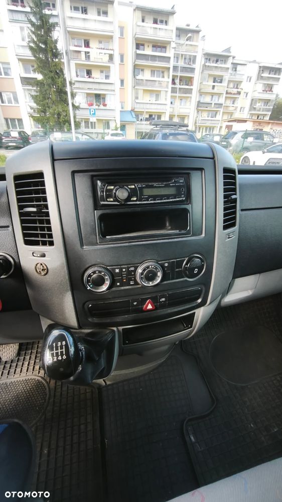 Volkswagen Crafter - 11