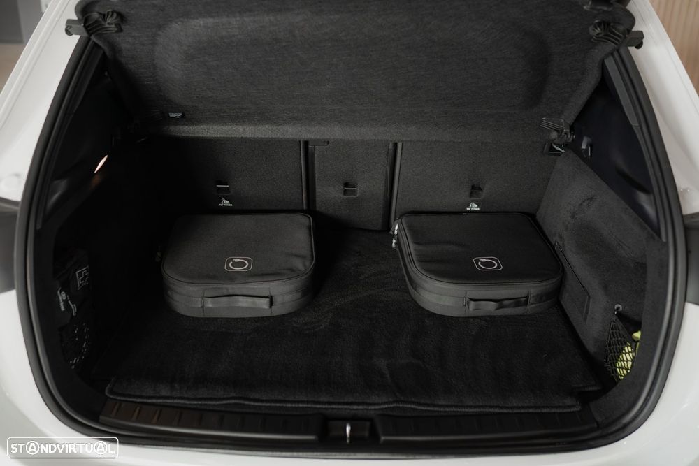 Mercedes-Benz EQA 300 4Matic AMG Line - 47