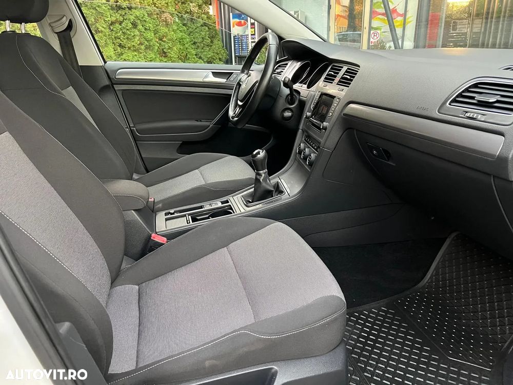 Volkswagen Golf 1.6 TDI BlueMotion Technology Comfortline - 7