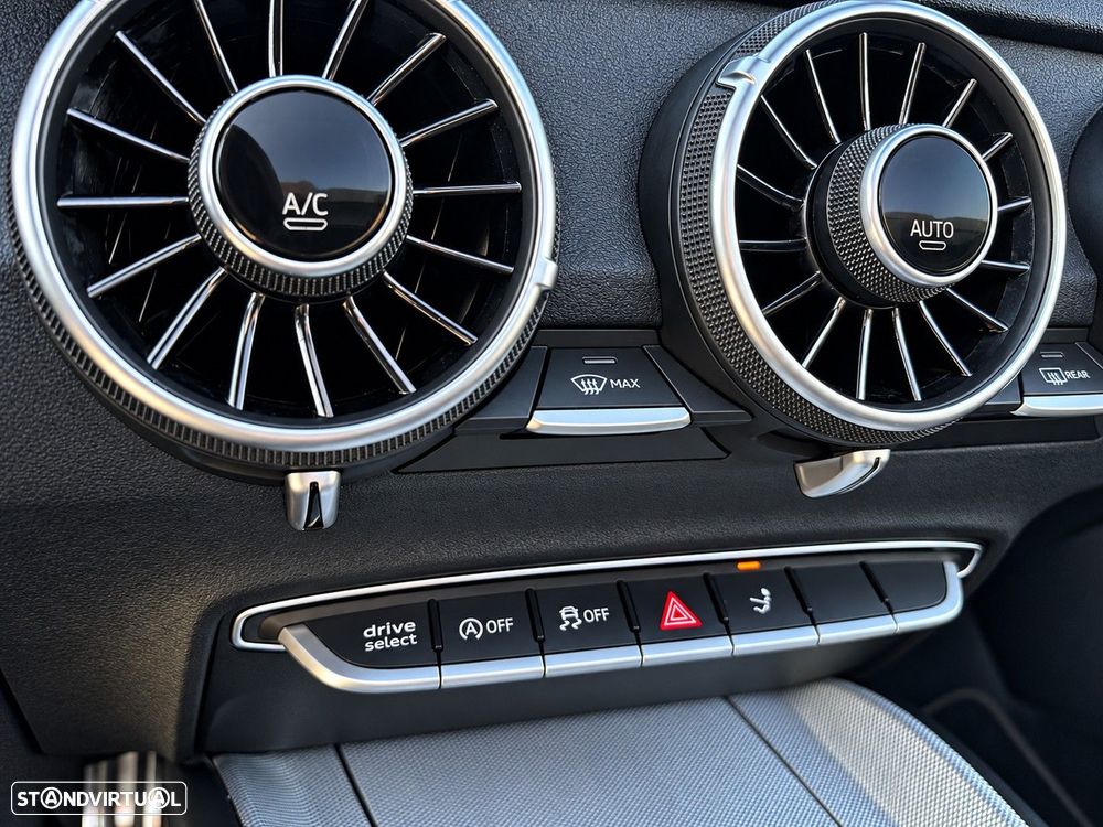 Audi TT Roadster 2.0 TDi - 17