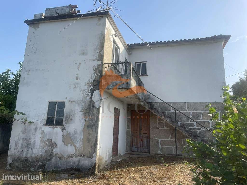 Quinta da Lameira com casa de habitação e terreno em Oliveira do Ho... - Grande imagem: 3/34