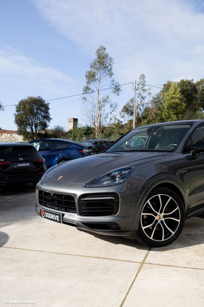 Porsche Cayenne Coupé E-Hybrid - 7