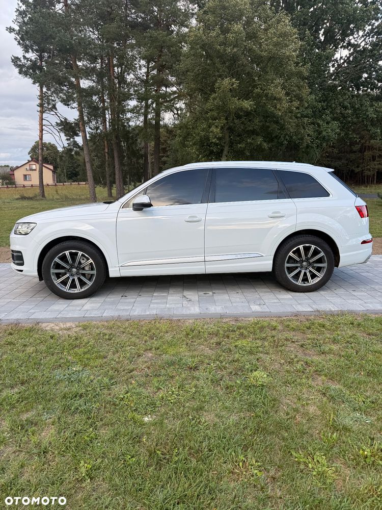 Audi Q7 3.0 TFSI Quattro Tiptr - 5