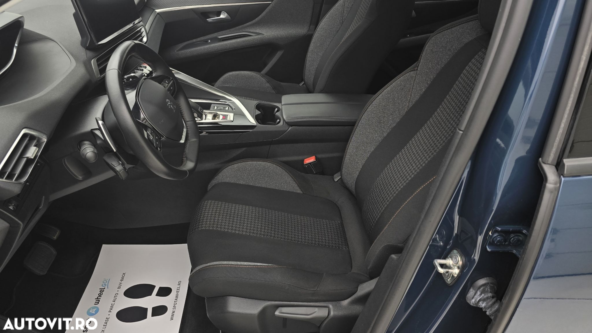 Peugeot 5008 1.5 BlueHDI s&s EAT8 Active - 12